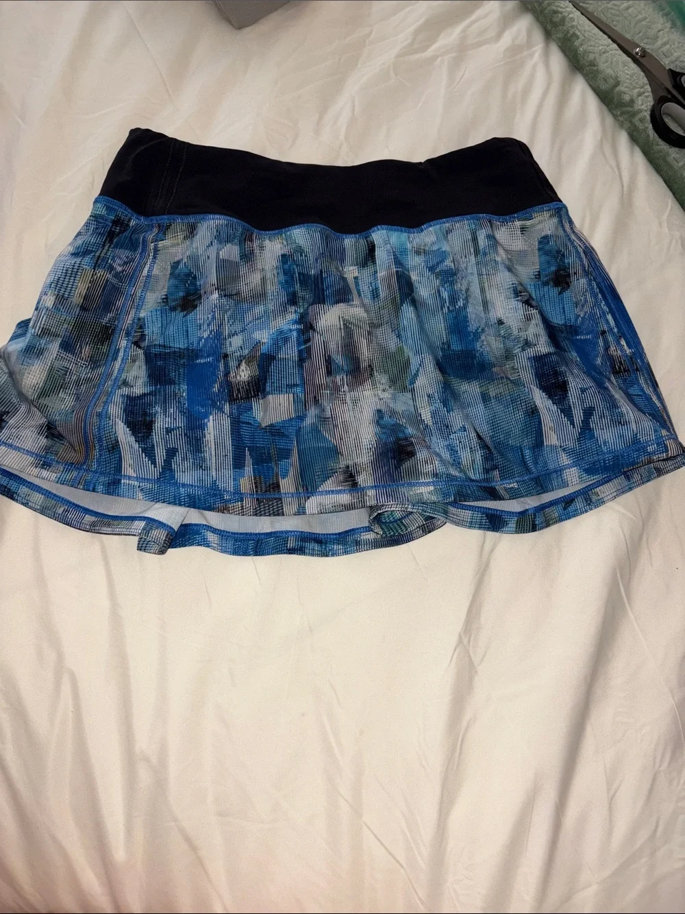 Lululemon Blue Printed Athletic Skirt with Black Waistband